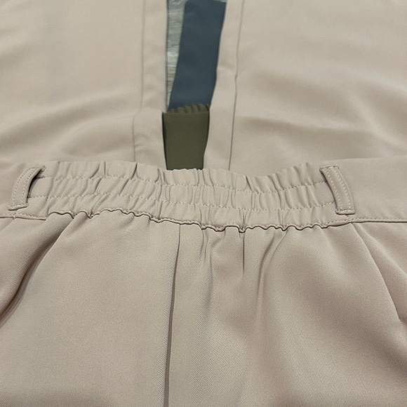 Worn Once!! Set of 6 High Waisted Zipper Pocket Shirred Straight Leg Work Pants - Picture 11 of 12